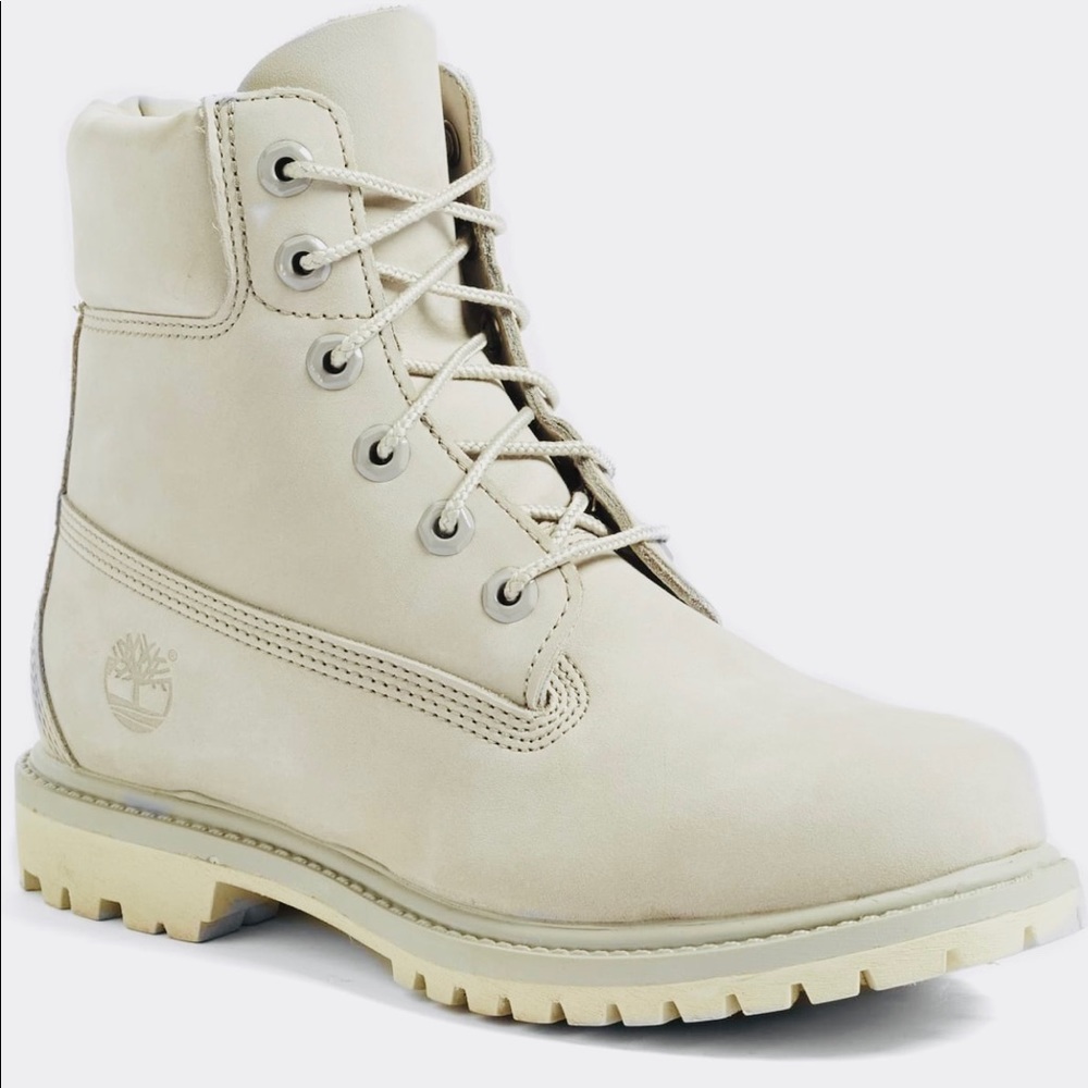 Timberland ‘6-inch Premium’ Waterproof Boots. Size 6.